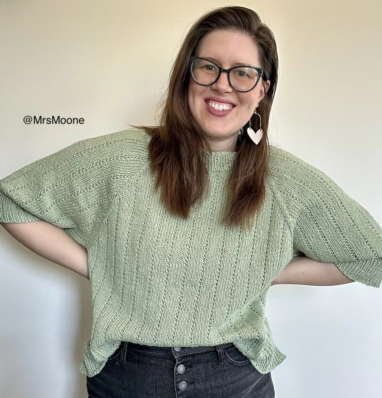 Classic Elegant Pullover Sweater Knitting Pattern